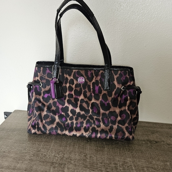 Coach F25281 Flannel Multicolored Animal Tote Bag Used - Picture 2 of 11